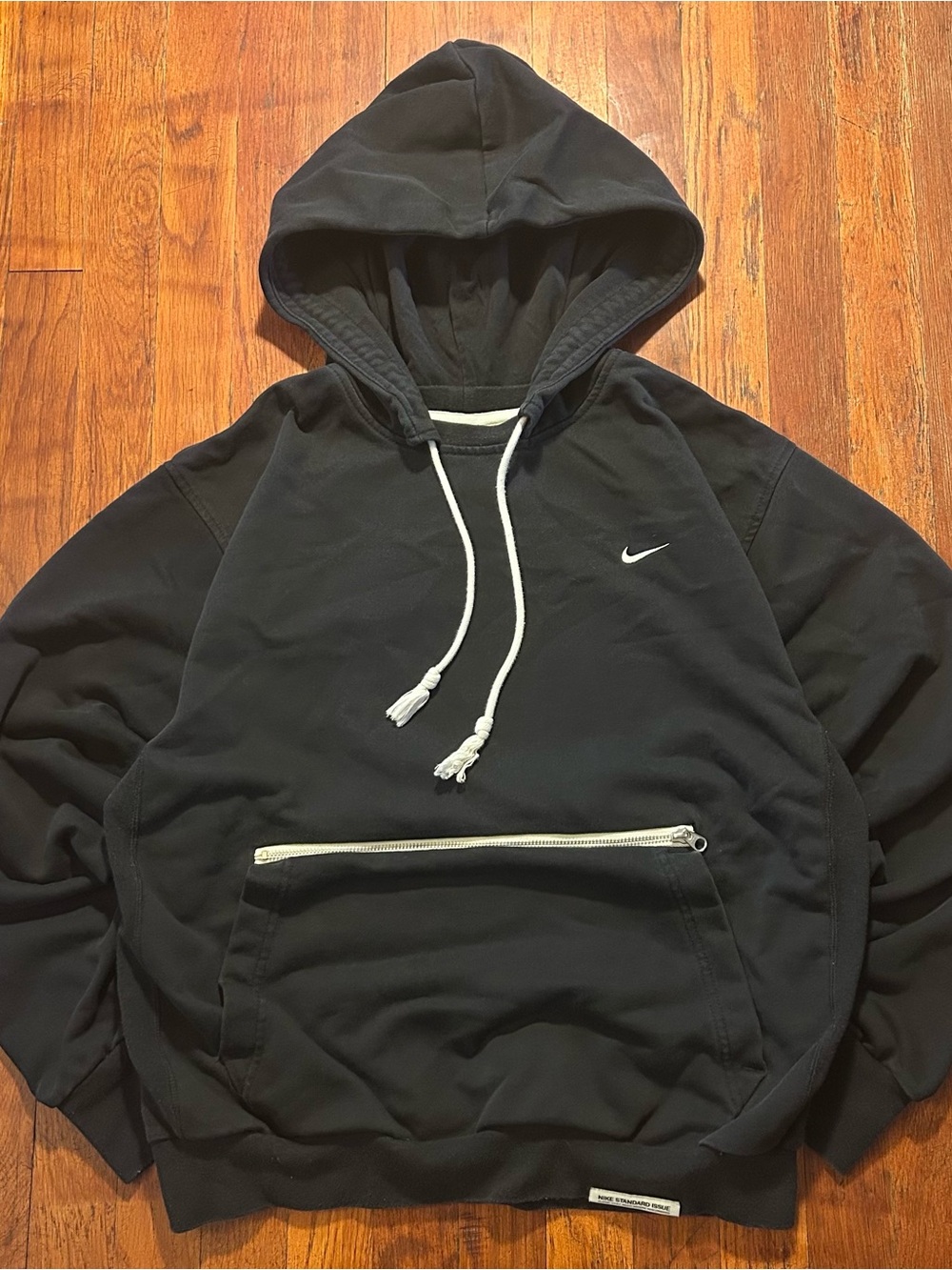 Nike Standard Issue Basketball Black Zip Pocket Pullover Hoodie Sweatshirt S